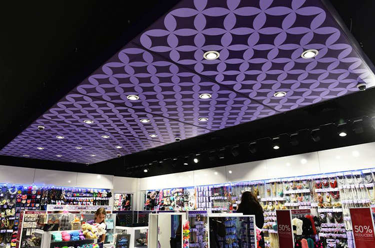 claires_retail